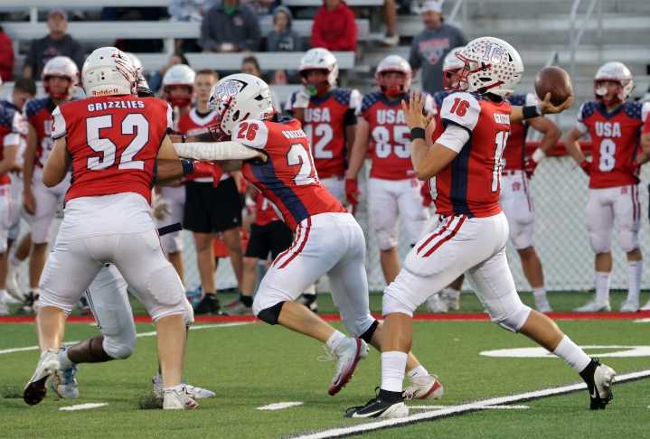 Wadsworth football takes control of Suburban League with 35