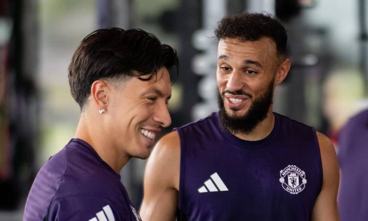 Manchester United injury update: Noussair Mazraoui and Lisandro Martinez latest news and return dates