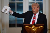 "Ya nadie quiere entrar al agua": Trump bromeó sobre las operaciones militares de EEUU cerca de costas venezolanas