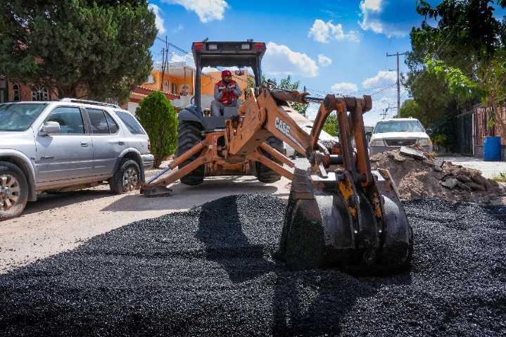 Inicia JMAS trabajos de bacheo en séptima zona intervenida