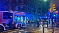 El incendio en un piso de viviendas del centro de Zaragoza obliga a intervenir a los Bomberos