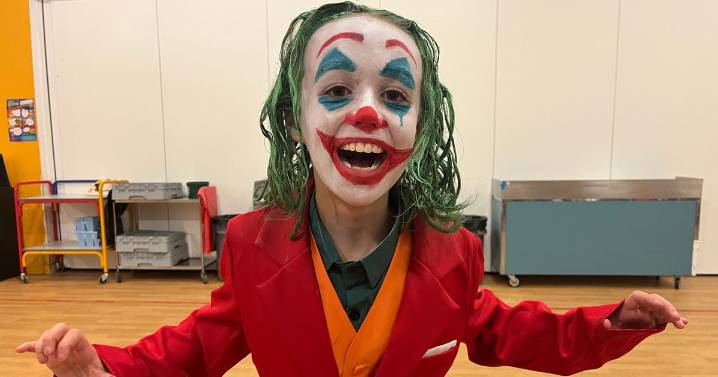 Best Halloween costumes for 2025 as Record readers show off 'fang