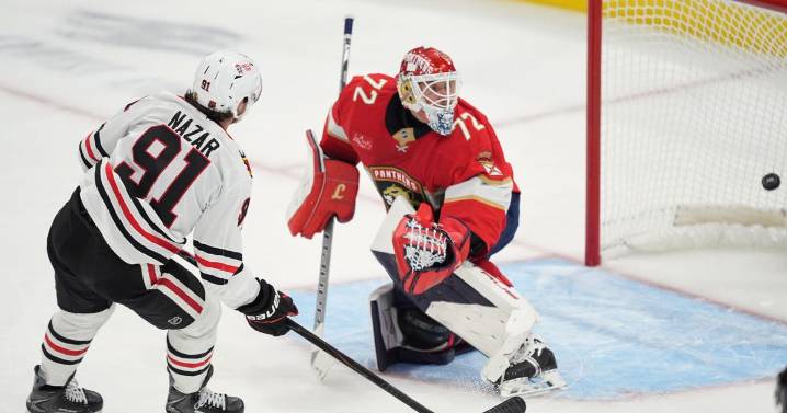 Boqvist scores go-ahead goal as Cup champ Panthers beat Blackhawks on banner