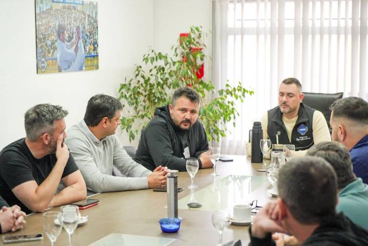 Emergencia hídrica en Caleta Olivia: articulan acciones para garantizar el suministro de agua