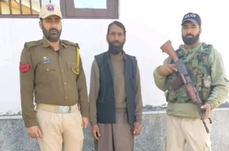 Police nab absconder evading arrest for nearly two decades in Ganderbal