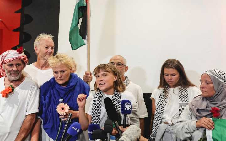 Greta Thunberg minimiza maltratos israelíes y pide centrarse en el genocidio