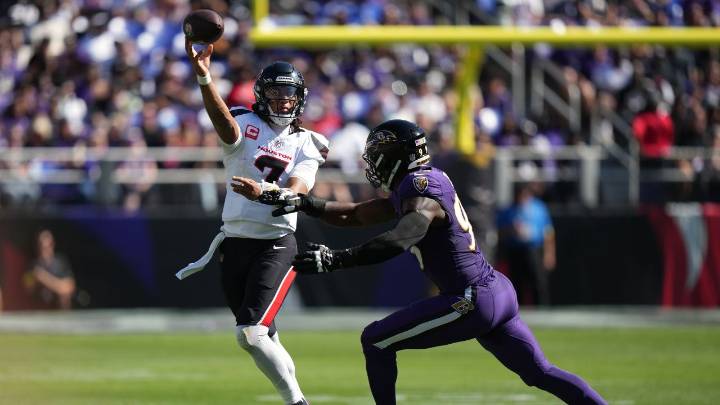 Stroud throws four touchdowns as Texans blow out battered Ravens