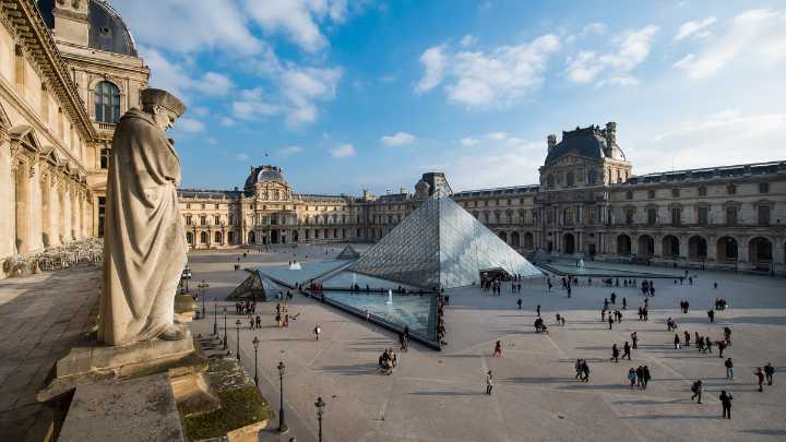 Robo millonario en el Louvre: la historia de las joyas de valor incalculable que fueron robadas