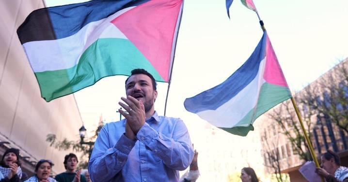Mahmoud Khalil appears in appeals court as Trump administration continues efforts to deport him