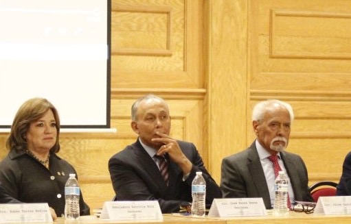 Sin alianzas, el 2027 será difícil para la oposición: Reyes Baeza