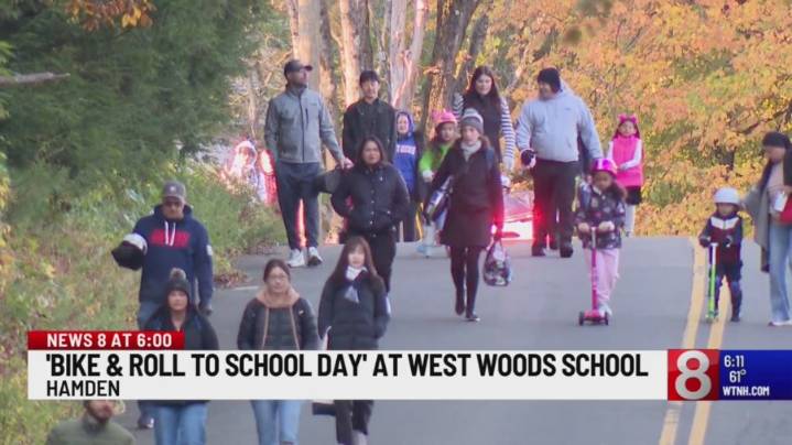 Hamden students, families 'Bike & Roll to School' as a community