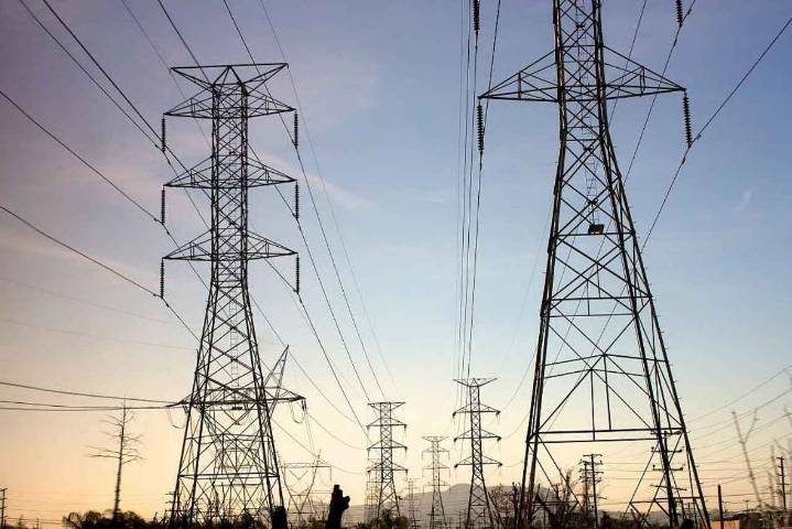 ₹5,000 Cr Orders: Largecap stock in focus after securing multiple transmission projects from Middle East