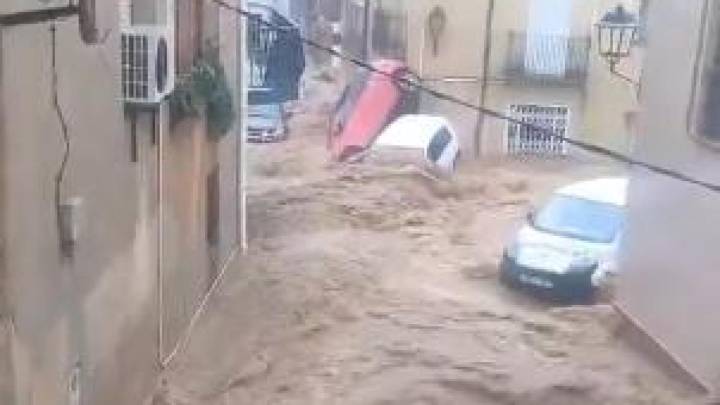Clases suspendidas y trenes sin circular: todas las afectaciones de la DANA en Cataluña