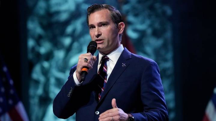 Trump-backed Van Epps and Democrat Behn win Tennessee primaries for US House special election