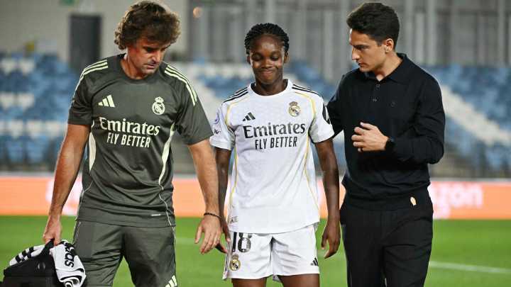 Linda Caicedo enciende alarmas: Real Madrid goleó a Roma en la Champions femenina, la colombiana fue la estrella, pero salió lesionada