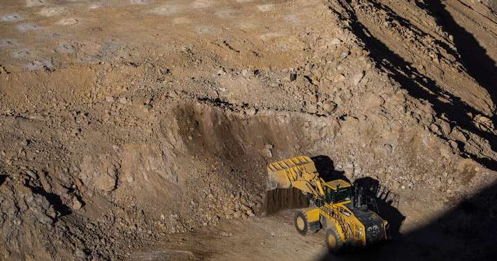 EE.UU. y China cierran acuerdo en tierras raras: ¿en qué acciones se pueden invertir?