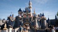 How to make the most of a trip to Disneyland while sticking to a budget
