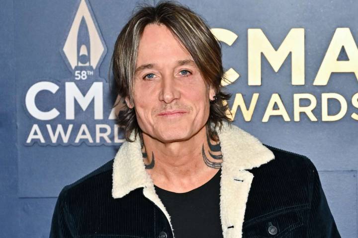 Keith Urban Ditches Wedding Ring as He's Spotted for First Time Since Wife Nicole Kidman Split