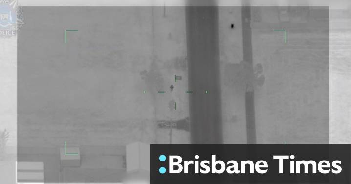 Man charged after allegedly pointing laser at police plane