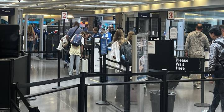 Wichita’s Eisenhower Airport not showing Kristi Noem video blaming Dems for shutdown