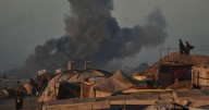 Gaza death toll mounts as Hamas is still considering its response to Trump's peace proposal