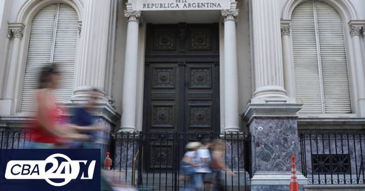El Banco Central vendió u$s45 millones para contener la escalada del dólar