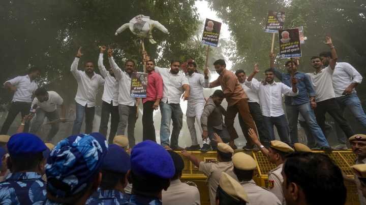 Maharashtra doctor suicide: Key evidence trampled with? Victim's kin allege data missing from phone