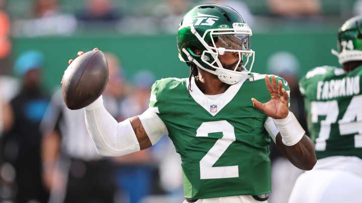 Tyrod Taylor explains mindset amid awkward Justin Fields situation