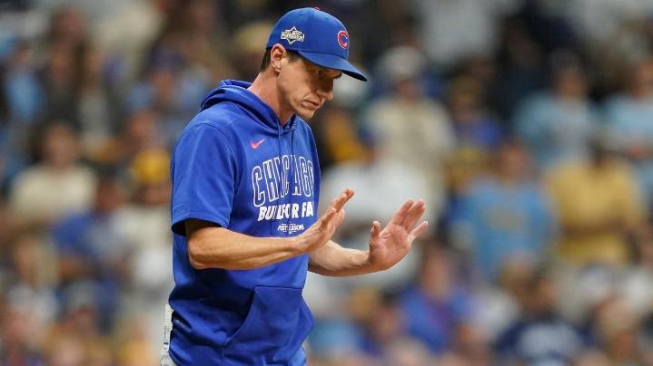 Cubs head back home on the brink of elimination after losing 2 straight in Milwaukee