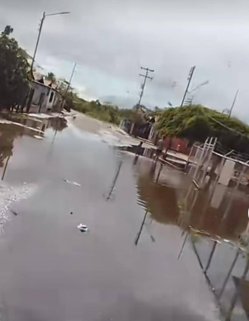 Lluvias intensas provocan severas inundaciones en el municipio La Ceiba