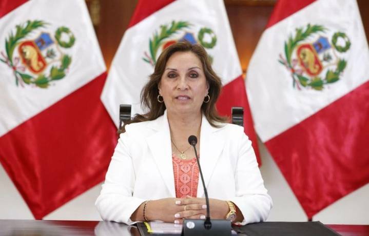 Perú: Congreso remueve a la presidenta Dina Boluarte con 123 votos
