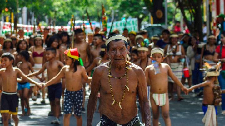 La conmovedora marcha de los indígenas en Cúcuta por la guerra en el Catatumbo: “No nos maten”