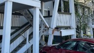 Car crashes into apartment building stairway in Mountlake Terrace