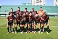 Patronato perdió 3-1 con Ferro, quedó fuera de la Copa Argentina y enfrentará a Atlanta en el Reducido