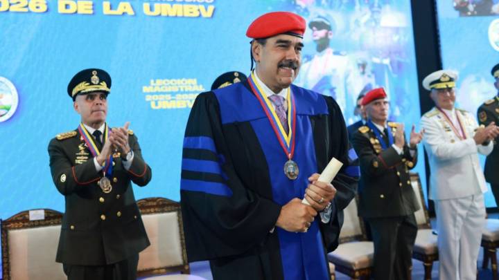 Presidente Maduro recibe el Doctorado Honoris Causa en defensa de la nación