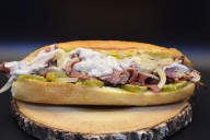 New Calgary restaurant offering gourmet sandwiches and hot dogs opens