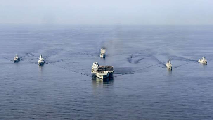 Chinese jets make ‘attack run’ & ‘simulated kill’ on Royal Navy warship sailing past Taiwan as invasion fears grow