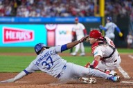 Blake Snell shines on mound and Dodgers hold off Phillies 4
