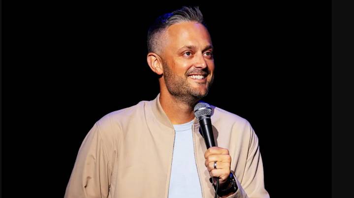 Nat Bargatze’s ‘Big Dumb Eyes’ comedy tour is coming to Chicago next week, here’s how to get tickets