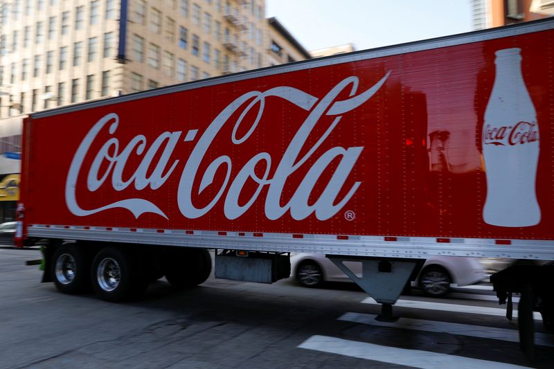 Coca-Cola to introduce mini 7.5-ounce cans in US convenience stores