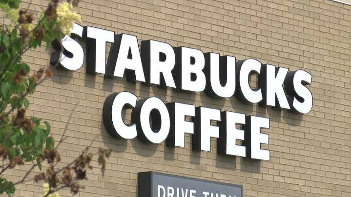 Bowling Green Starbucks workers to rally for fair contract, better staffing