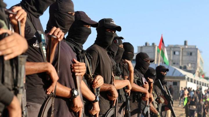 The civil war breaking out in Gaza with executions in the street