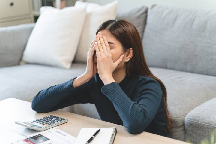Más de 14.8 millones de mujeres viven en pobreza en EE.UU.: mapa revela la “crisis invisible”