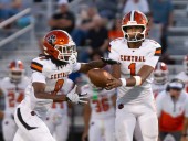 Brooklyn Nace, Legend Johnson combine for 7 touchdowns for Central York in rout of Red Lion