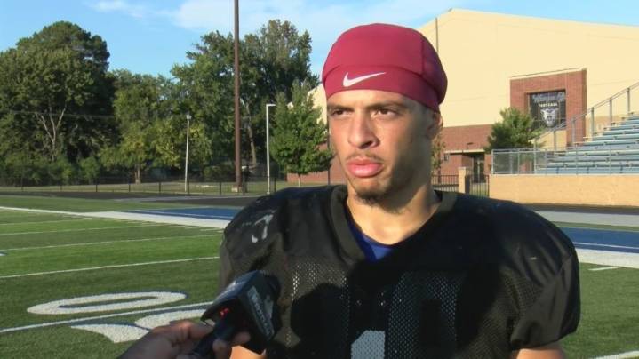 Razorback commit Tay Lockett talks success in Conway, future with the Hogs