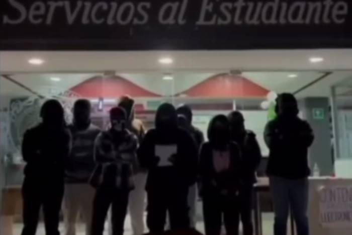 Reinician paros en la UAEMéx; piden destitución del director de Contaduría