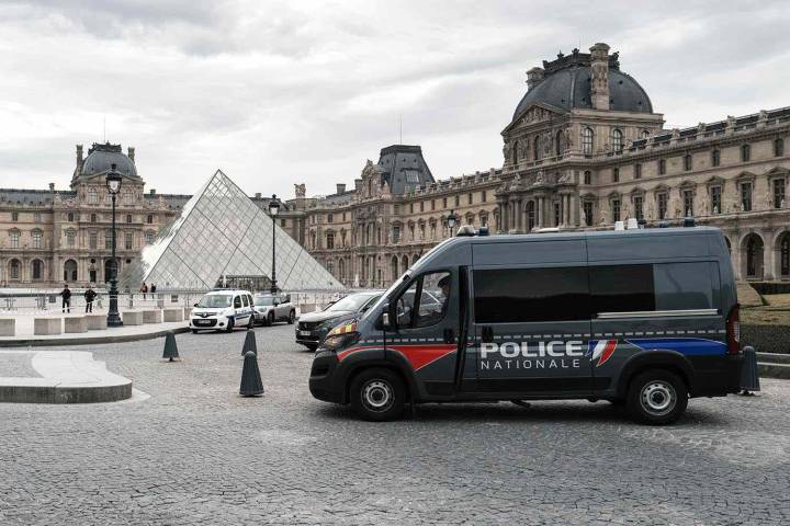 5 New Suspects Arrested in Connection with Louvre Jewelry Heist