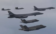 Bombardero B-1 sobrevuela el Caribe, según plataformas de seguimiento de vuelos; Trump dice que es "falso"