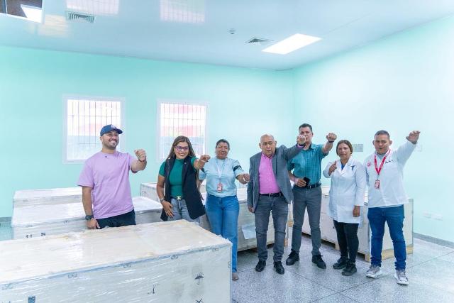 Llegan equipos para nueva unidad de hemodiálisis de Caroní