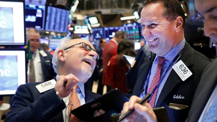 Week in review: Stocks jump despite shutdown; we bought more of our newest stocks